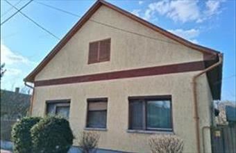 Eladó Karcagi családi ház hirdetés (76399323)