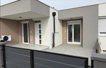 Eladó Hatvani tégla lakás hirdetés (83766877)