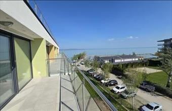 Eladó Siófoki tégla lakás hirdetés (93163437)