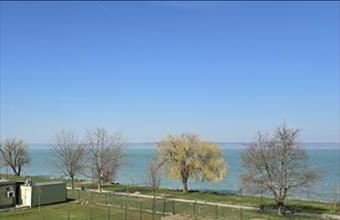 Eladó Siófoki tégla lakás hirdetés (66497744)