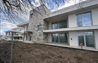 Eladó Balatonalmádi tégla lakás hirdetés (79853369)