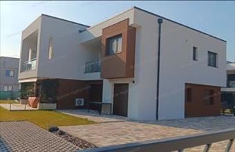 Eladó Siófoki tégla lakás hirdetés (14394444)