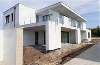 Eladó Siófoki tégla lakás hirdetés (77323984)