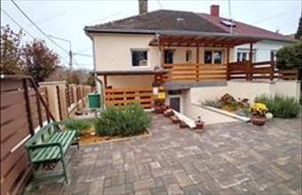 Eladó Keszthelyi tégla lakás hirdetés (78546439)