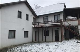 Eladó Lovasberényi tégla lakás hirdetés (59621154)