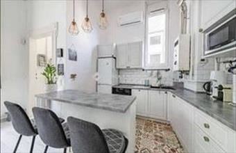 Eladó Budapest V. kerületi tégla lakás hirdetés (78396355)