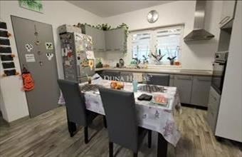 Eladó Őrbottyáni családi ház hirdetés (25653649)