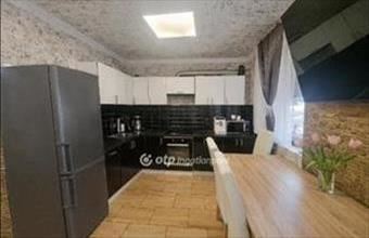 Eladó Tököli sorház hirdetés (92287742)