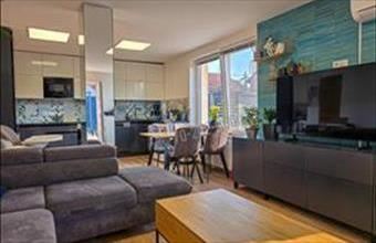 Eladó Budapest XV. kerületi családi ház hirdetés (44392746)