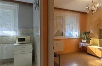 Eladó Mosonmagyaróvári panel lakás hirdetés (77247327)