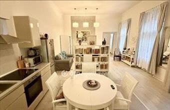 Eladó Budapest VI. kerületi tégla lakás hirdetés (19332935)