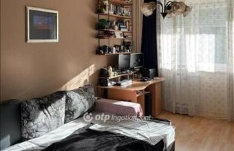 Eladó Budapest III. kerületi panel lakás hirdetés (38797732)