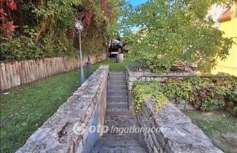 Eladó Veszprémi tégla lakás hirdetés (53243573)