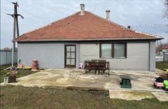 Eladó Vésztői családi ház hirdetés (35596473)