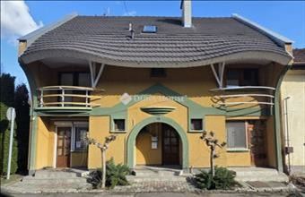 Eladó Szolnoki családi ház hirdetés (37353853)
