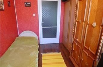 Kiadó Debreceni panel lakás hirdetés (49524377)