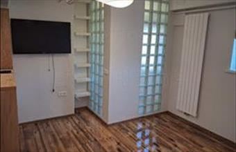 Eladó Veszprémi üzlethelyiség üzletházban hirdetés (94497877)