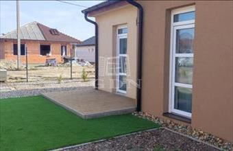 Eladó Tiszaszigeti tégla lakás hirdetés (84789385)