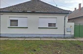 Eladó Érsekcsanádi családi ház hirdetés (78374728)