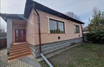 Eladó Jászteleki családi ház hirdetés (37643794)