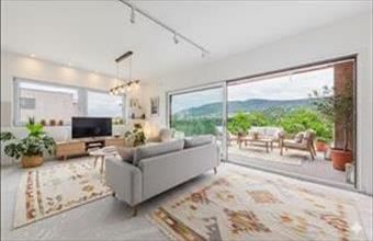 Eladó Budapest III. kerületi ikerház hirdetés (54254444)