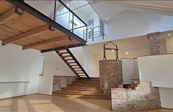 Eladó Budapest III. kerületi családi ház hirdetés (53777349)