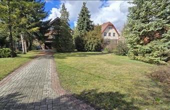 Eladó Budapest III. kerületi családi ház hirdetés (83574847)