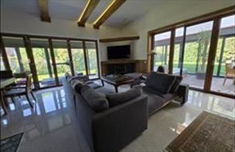 Eladó Budapest III. kerületi családi ház hirdetés (36898274)