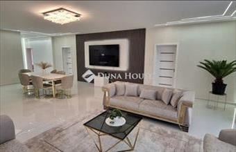 Eladó Budakalászi családi ház hirdetés (73973336)