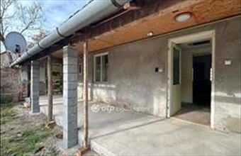 Eladó Szentesi családi ház hirdetés (24857378)