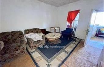 Eladó Csongrádi házrész hirdetés (23445478)