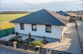 Eladó Majosházai ikerház hirdetés (55865326)