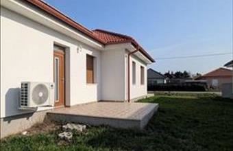 Eladó Levéli tégla lakás hirdetés (52455542)