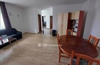 Kiadó Nyíregyházai családi ház hirdetés (77676387)