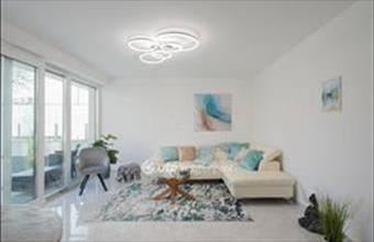 Eladó Balatonfűzfői tégla lakás hirdetés (32472436)