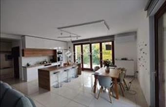 Eladó Leányfalui családi ház hirdetés (49329464)