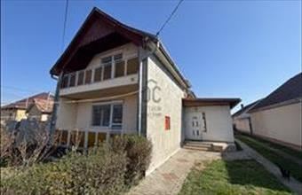 Eladó Hajdúszoboszlói családi ház hirdetés (44936446)