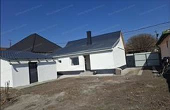 Eladó Szolnoki családi ház hirdetés (53453978)