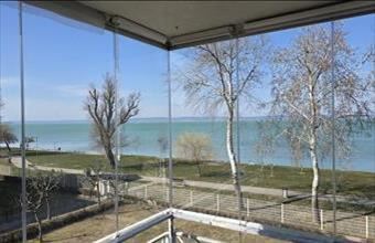 Eladó Siófoki tégla lakás hirdetés (38359795)