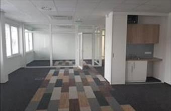 Kiadó Győri iroda irodaházban hirdetés (34594353)