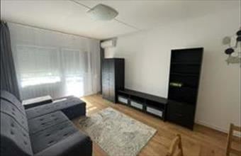 Kiadó Győri panel lakás hirdetés (31543229)