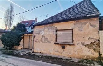 Eladó Váci családi ház hirdetés (93678498)