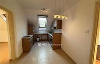 Eladó Debreceni tégla lakás hirdetés (24836374)