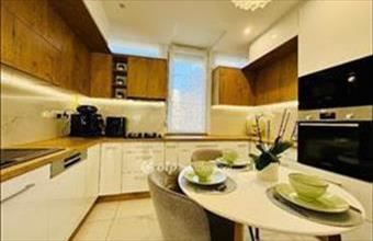 Eladó Debreceni csúsztatott zsalus lakás hirdetés (88677344)