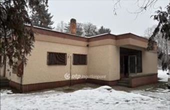 Eladó Mohácsi üzlethelyiség utcafronton hirdetés (96434849)