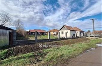 Eladó Komádi családi ház hirdetés (55332973)