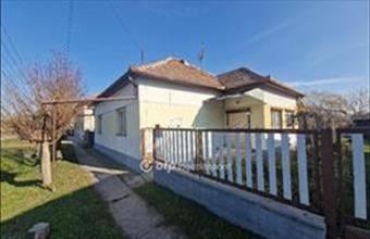 Eladó Kunhegyesi családi ház hirdetés (37968746)