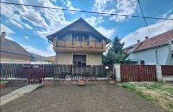 Eladó Túrkevei családi ház hirdetés (79619753)