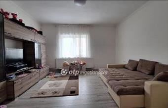 Eladó Bősárkányi családi ház hirdetés (32967565)