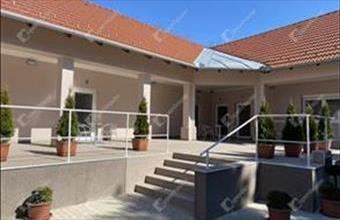 Eladó Csongrádi családi ház hirdetés (69389478)